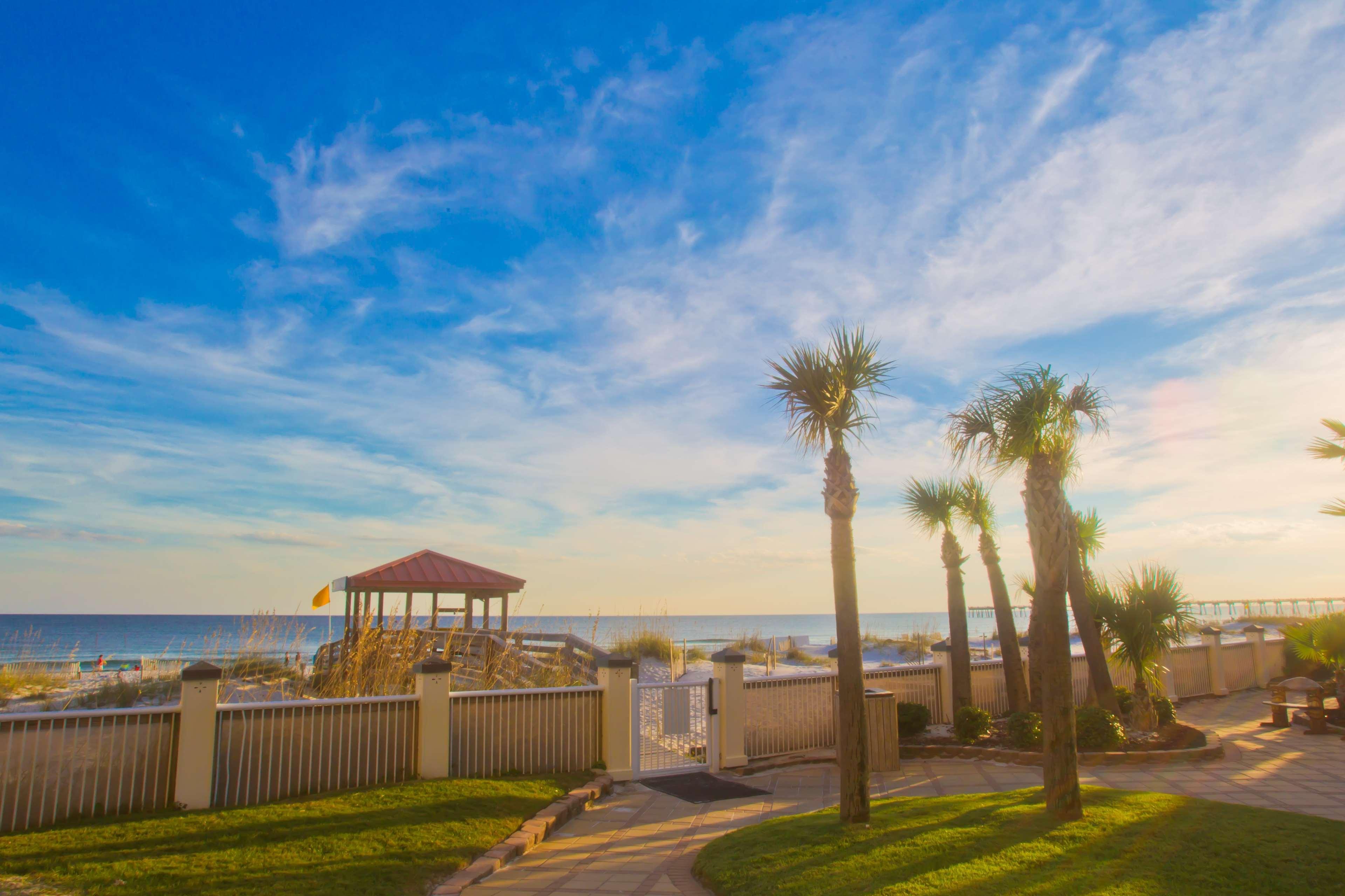 Hilton Pensacola Beach Exterior foto